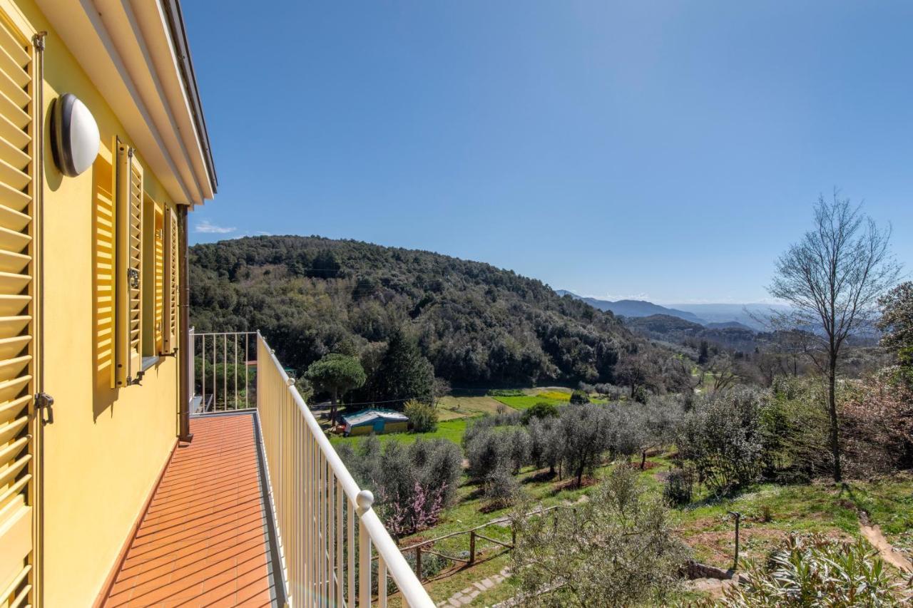 Holiday Prato Verde Chiatri Екстер'єр фото