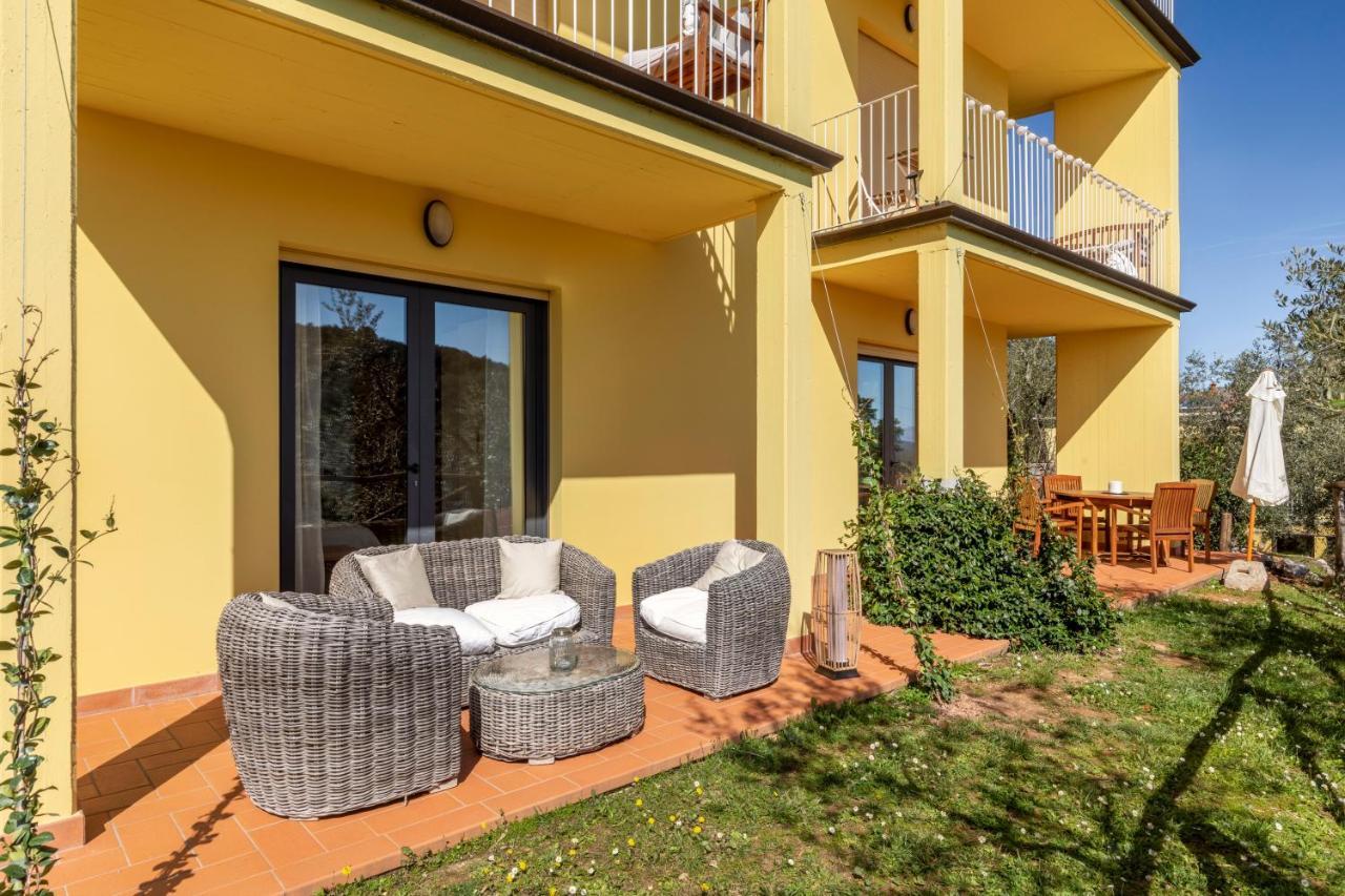 Holiday Prato Verde Chiatri Екстер'єр фото