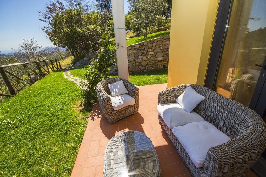 Holiday Prato Verde Chiatri Екстер'єр фото